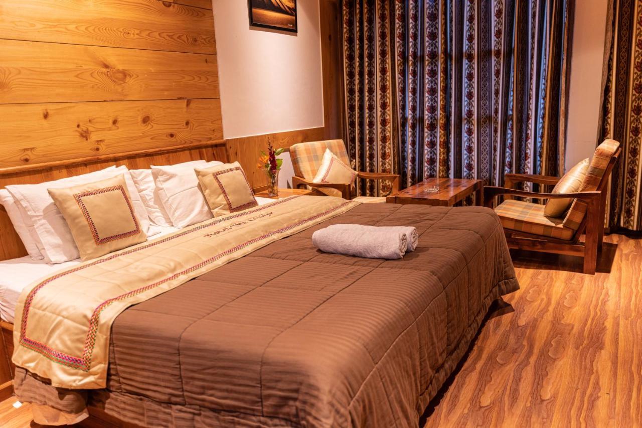 The Conifer Hotel Manali  Exterior photo